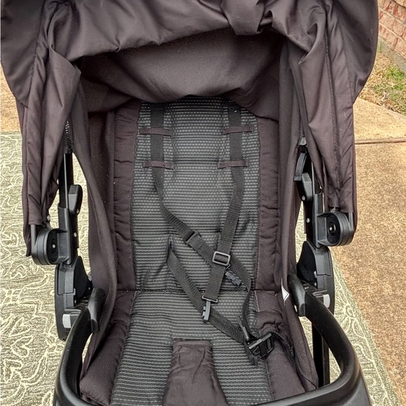 Stroller - Picture 6 of 11